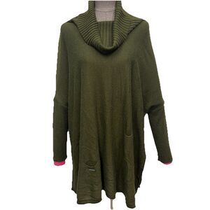 MER SEA MerSea Catalina Poncho One Size Fits Most Sweater Thin Green Lagenlook